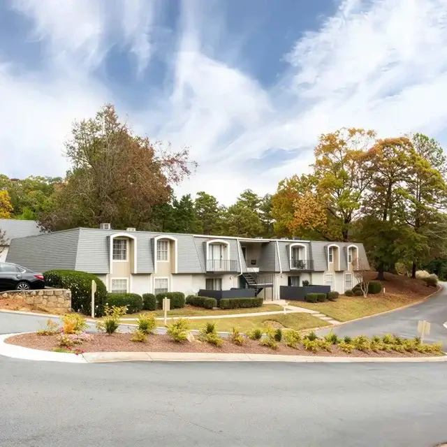 Elea Apartments residential buildings surrounded by landscaped grounds in Marietta, G